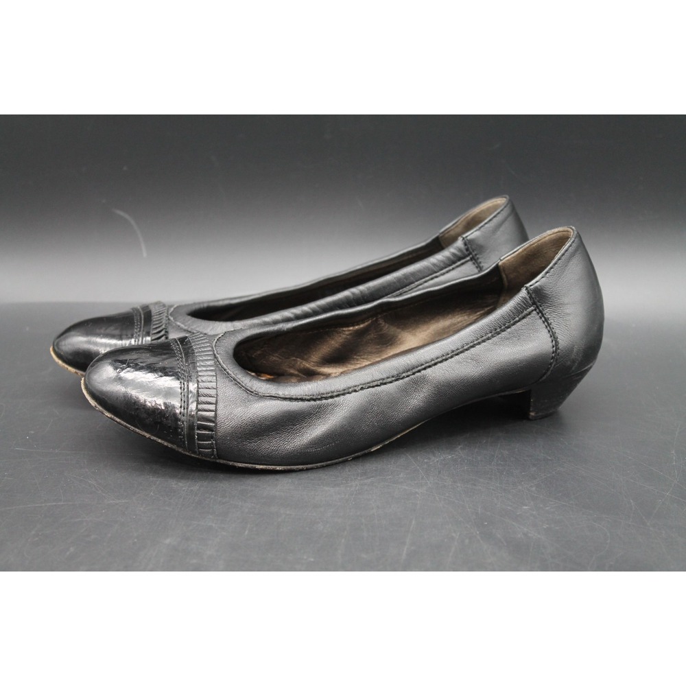 AGL Attilio Giusti Leombruni Black Leather Cap Toe Pumps Womens EU 38 Italy